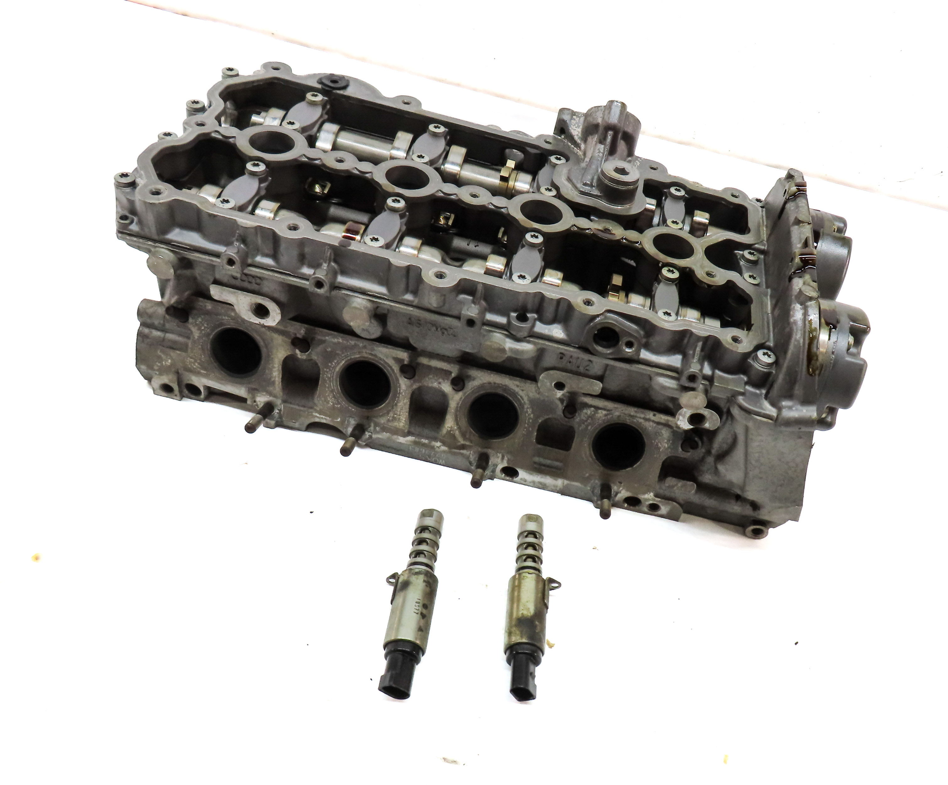 2007-2009 AUDI Q7 (4L) 4.2L V8 ENGINE LEFT CYLINDER HEAD — exact item pictured
